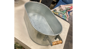 Catering Large ice bucket/wine bucket rental Fresno-Armona, CA