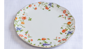 Janet Dinner Plate rental Greater Northern Michigan