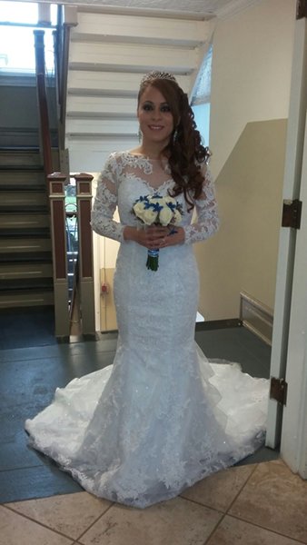 Rent in New York Wedding Dress